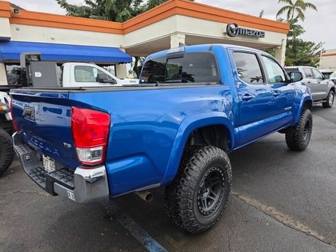 Used 2017 Toyota Tacoma SR5 image 7