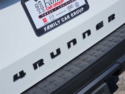 New 2026 Toyota 4Runner SR5 image 8