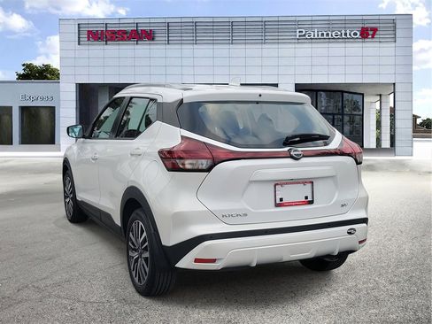 Certified 2023 Nissan Kicks SV image 4