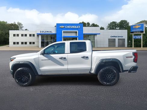 Used 2024 Chevrolet Colorado Trail Boss w/ Advanced Trailering Package image 6