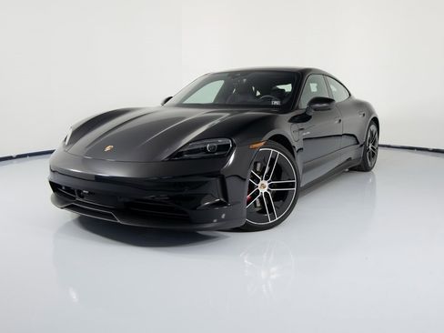 Certified 2025 Porsche Taycan 4S image 6