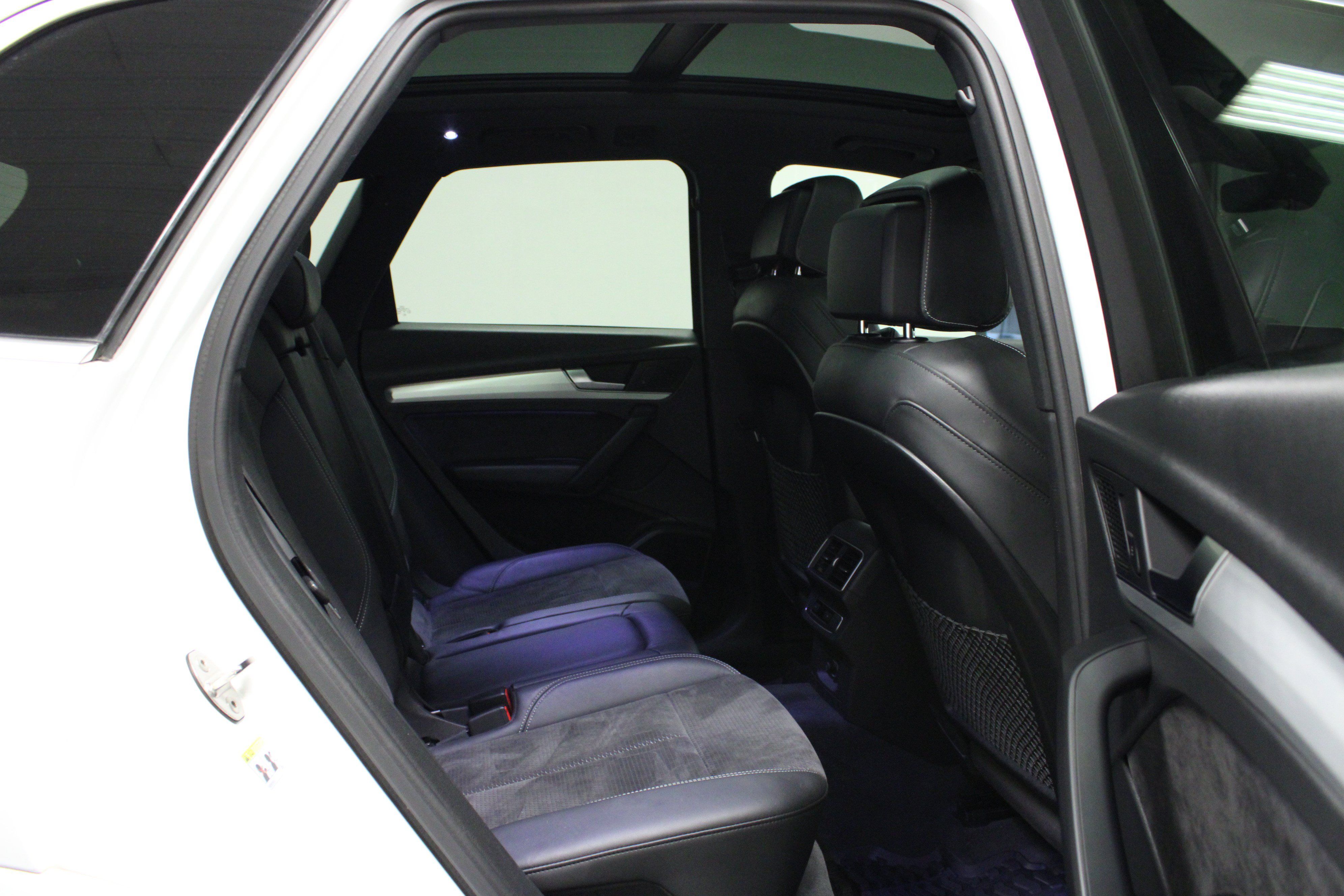 Used 2018 Audi SQ5 Premium Plus AWD/4WD image 15