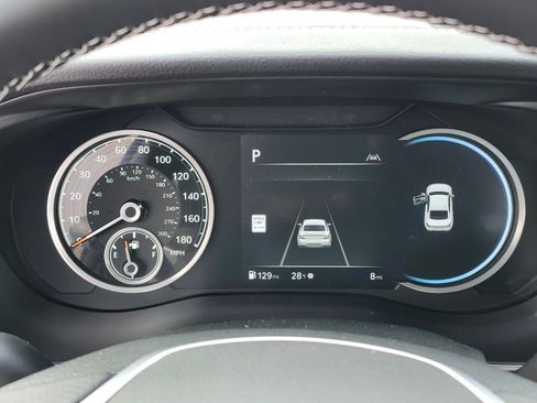 New 2026 Genesis G70 2.5T image 30