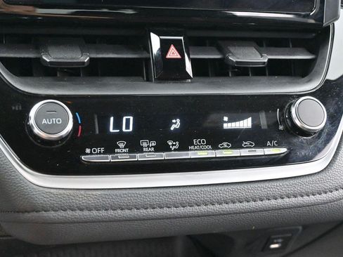 Used 2023 Toyota Corolla SE FWD image 21