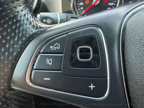 Used 2018 Mercedes-Benz E 400 4MATIC Wagon w/ Premium 2 Package (Q02) image 30