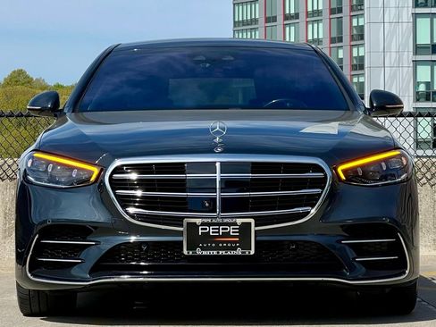 Certified 2021 Mercedes-Benz S 580 4MATIC Sedan image 3