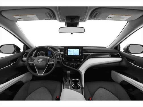 Used 2023 Toyota Camry LE FWD image 5