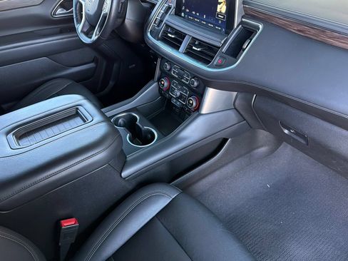Used 2022 Chevrolet Tahoe Z71 AWD/4WD image 17