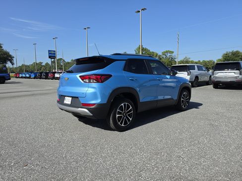 New 2026 Chevrolet TrailBlazer LT w/ LT Cold Weather Package FWD image 5