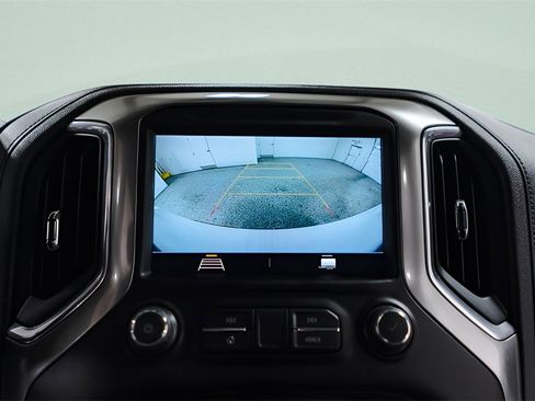 Used 2022 Chevrolet Silverado 1500 RST image 16