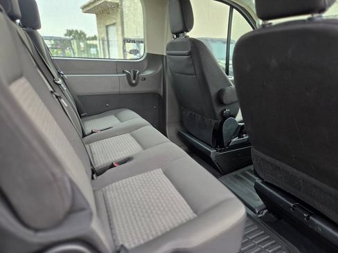 Used 2022 Ford Transit 350 XLT RWD image 11