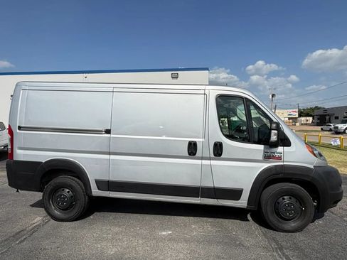 Used 2021 RAM ProMaster 1500 FWD image 2