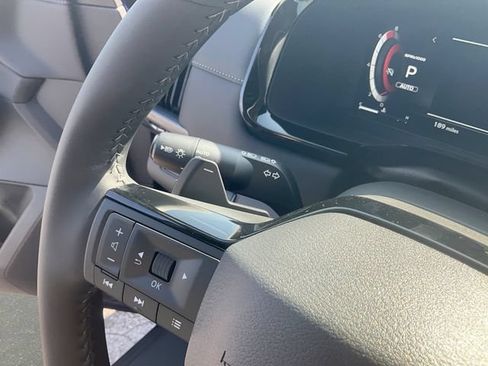 New 2026 Nissan Pathfinder SL AWD/4WD image 24