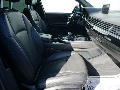 Used 2017 Audi Q7 3.0T Premium Plus w/ Premium Plus Package image 17