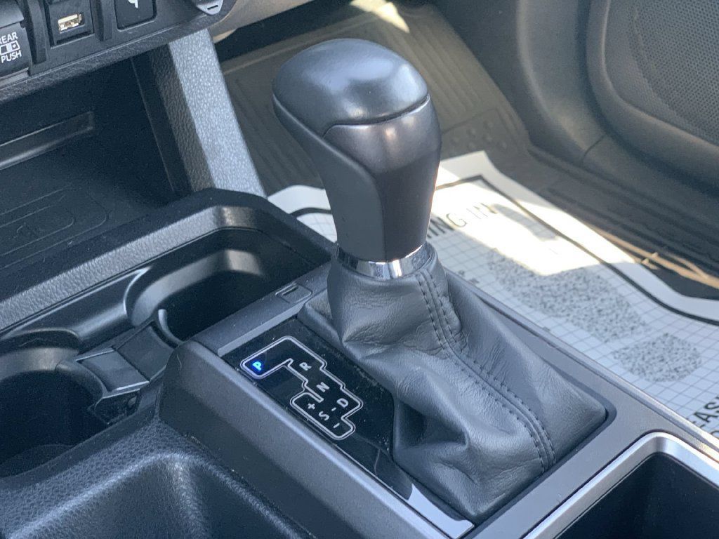 Used 2023 Toyota Tacoma TRD Sport AWD/4WD image 20