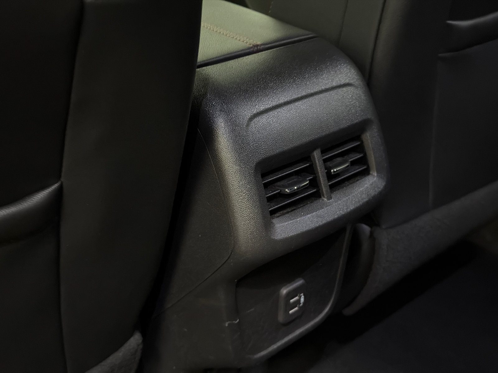 Used 2023 Chevrolet Equinox RS FWD image 21