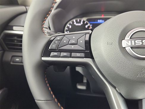 New 2025 Nissan Altima 2.5 SR w/ SR Premium Package image 16