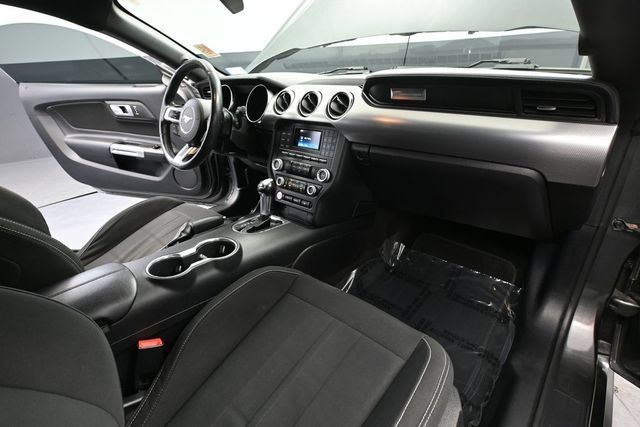 Used 2018 Ford Mustang GT RWD image 33