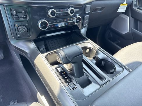 New 2025 Ford F150 Lariat w/ Equipment Group 502A High image 32