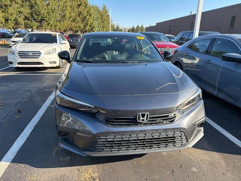 Used 2022 Honda Civic Sport image 5