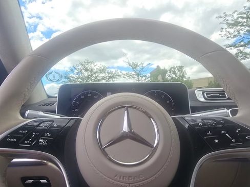 Certified 2022 Mercedes-Benz S 580 4MATIC Sedan image 30