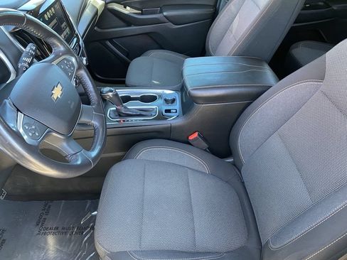 Used 2018 Chevrolet Traverse LT FWD image 23