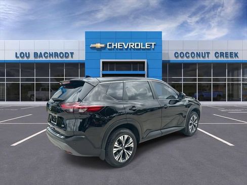 Used 2023 Nissan Rogue SV FWD image 8