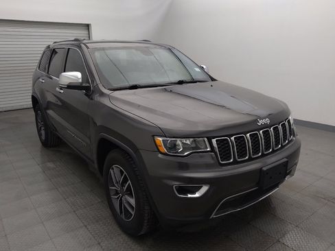 Used 2019 Jeep Grand Cherokee Limited image 13