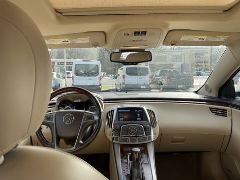 Used 2012 Buick LaCrosse Premium w/ Entertainment Package image 10