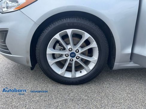 Used 2020 Ford Fusion SE FWD image 25