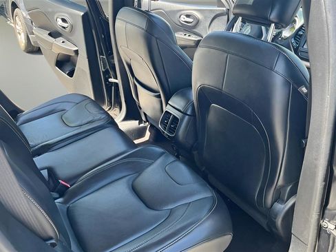 Used 2016 Jeep Cherokee Limited AWD/4WD image 25