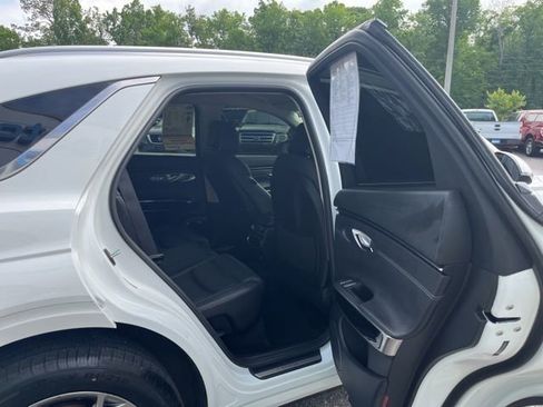 Used 2025 Genesis GV70 2.5T AWD/4WD image 10