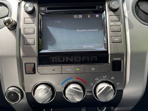 Used 2015 Toyota Tundra SR5 w/ TRD Off Road Package AWD/4WD image 15
