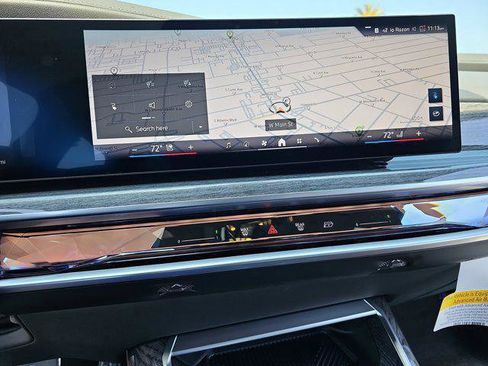 New 2025 BMW i7 xDrive60 image 25