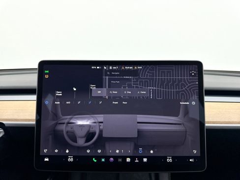 Used 2024 Tesla Model Y Performance image 25