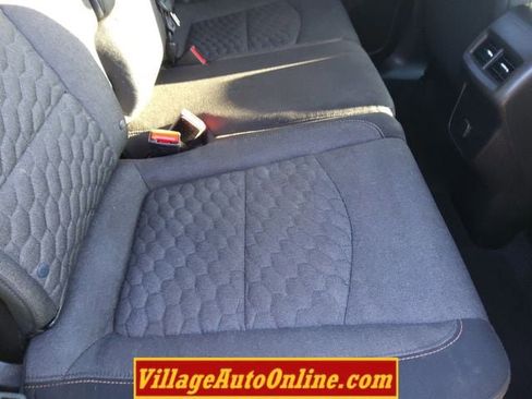 Used 2018 Chevrolet Equinox LT image 35