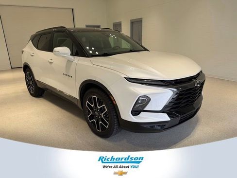 Used 2023 Chevrolet Blazer RS w/ Driver Confidence II Package AWD/4WD image 1