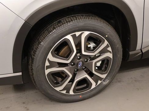 New 2026 Subaru Ascent Touring AWD/4WD image 8
