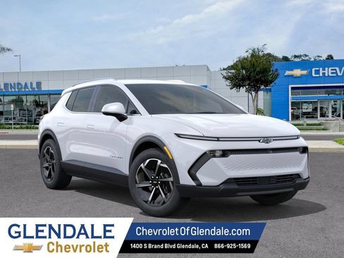 New 2026 Chevrolet Equinox EV LT FWD image 7