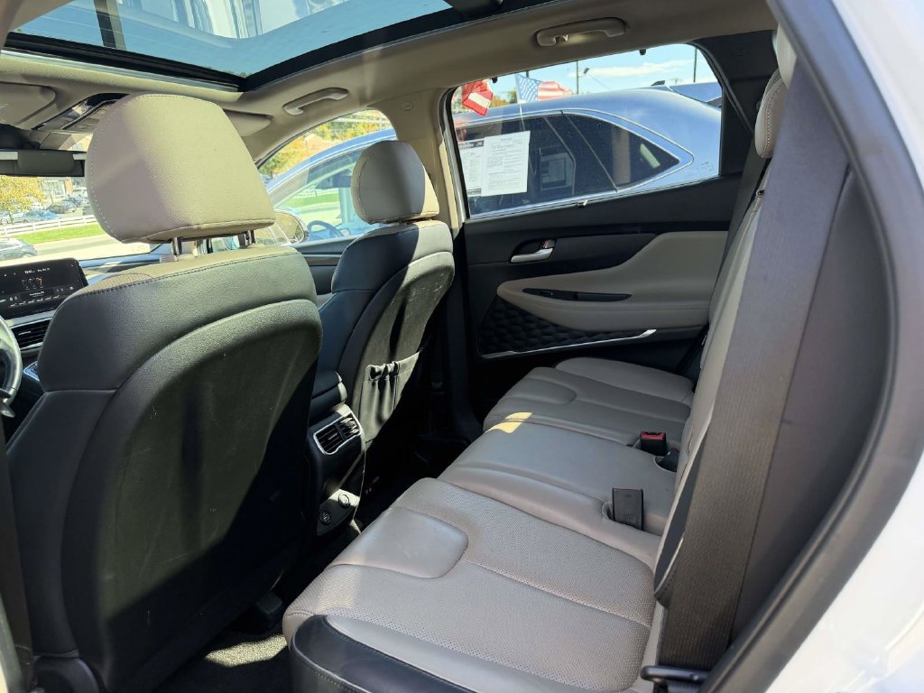 Used 2021 Hyundai Santa Fe SEL w/ Convenience + Premium Package AWD/4WD image 10