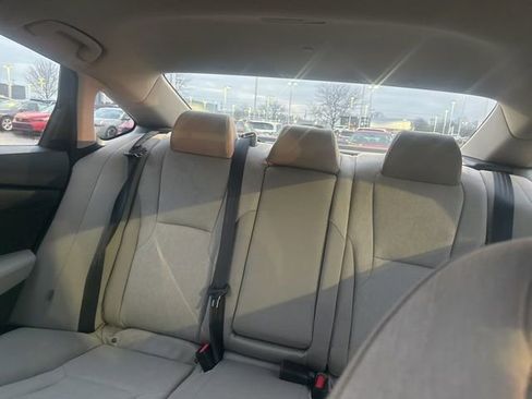 Used 2024 Honda Accord EX image 9