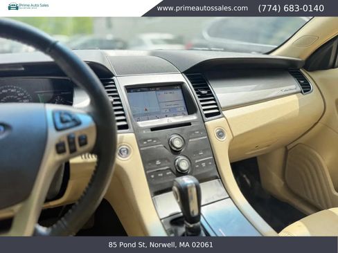 Used 2017 Ford Taurus SEL w/ Equipment Group 201A AWD/4WD image 21
