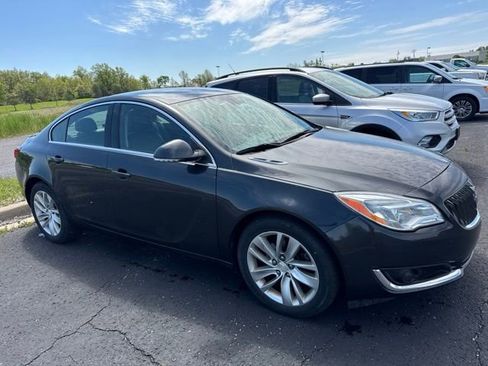 Used 2016 Buick Regal FWD image 3