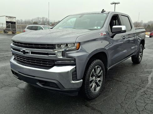 Used 2022 Chevrolet Silverado 1500 LT image 3