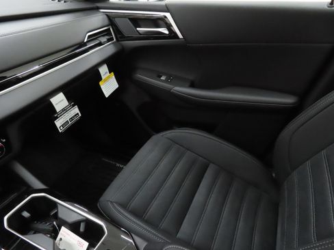New 2026 Mitsubishi Outlander AWD image 20