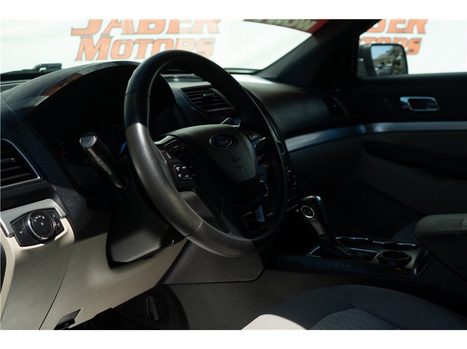 Used 2019 Ford Explorer FWD image 32