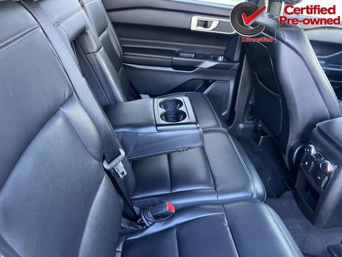 Used 2020 Ford Explorer XLT w/ Equipment Group 202A RWD image 26