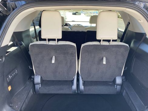 Used 2017 Ford Explorer Platinum AWD/4WD image 27