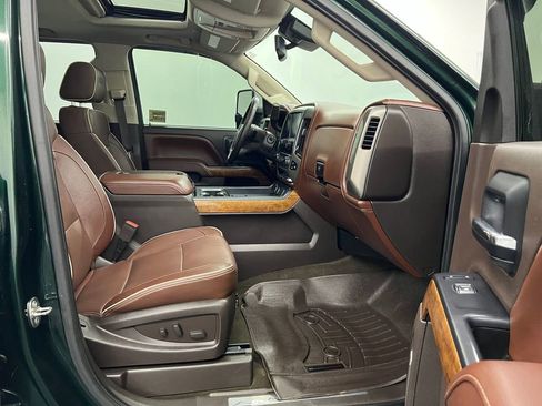 Used 2015 Chevrolet Silverado 2500 High Country image 25