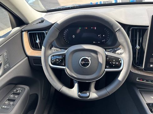 New 2026 Volvo XC60 B5 Plus w/ Climate Package image 11